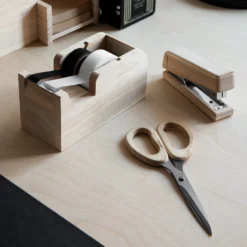 Klebebandroller Holz -Günstig Haushaltsgegenstände 372211 16115 1 scaled