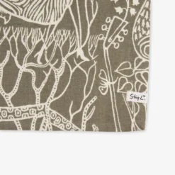 Tischdecke Stig Lindberg 140 X 250 Cm Poème D'Amour Hell Khaki Grün 9 Tischdecke Stig Lindberg 140 X 250 Cm Poème D'Amour Hell Khaki Grün -Günstig Haushaltsgegenstände 402323 35281 scaled