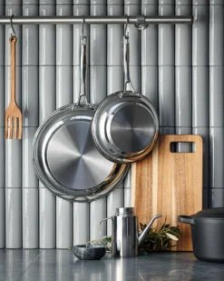 DUKA Cutting Board 34X21cm Acacia -Günstig Haushaltsgegenstände 920 402597 37021 scaled